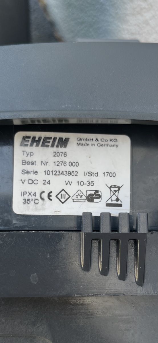 Eheim Filtri: Filtrer Eheim professionnel – Usato da Cheseaux-sur-Lausanne venduto da emcy78 2