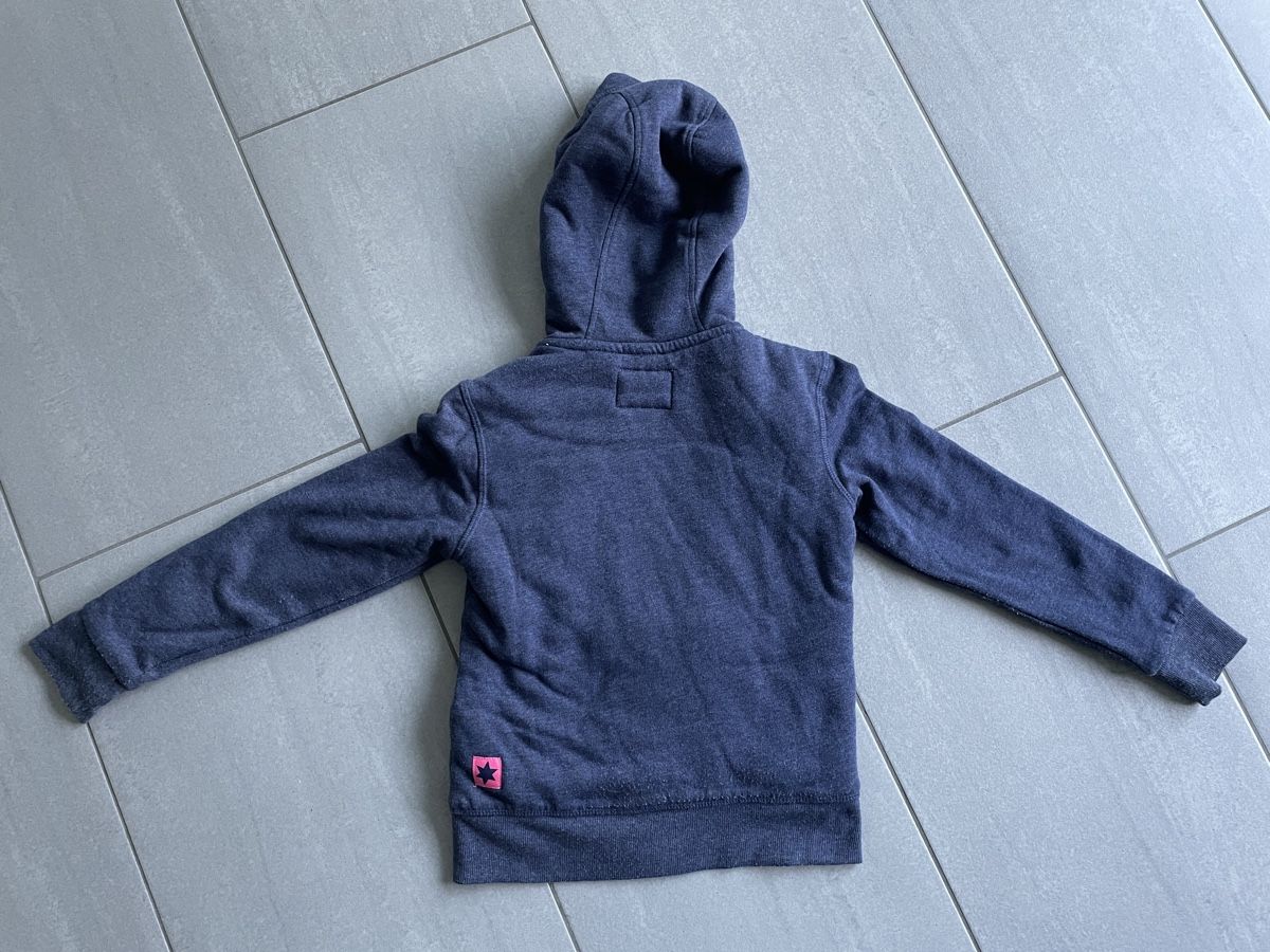 Giacche & Cappotti: Sweatjacke Grösse 122/128 – Usato da Mägenwil venduto da Bienchen8 1