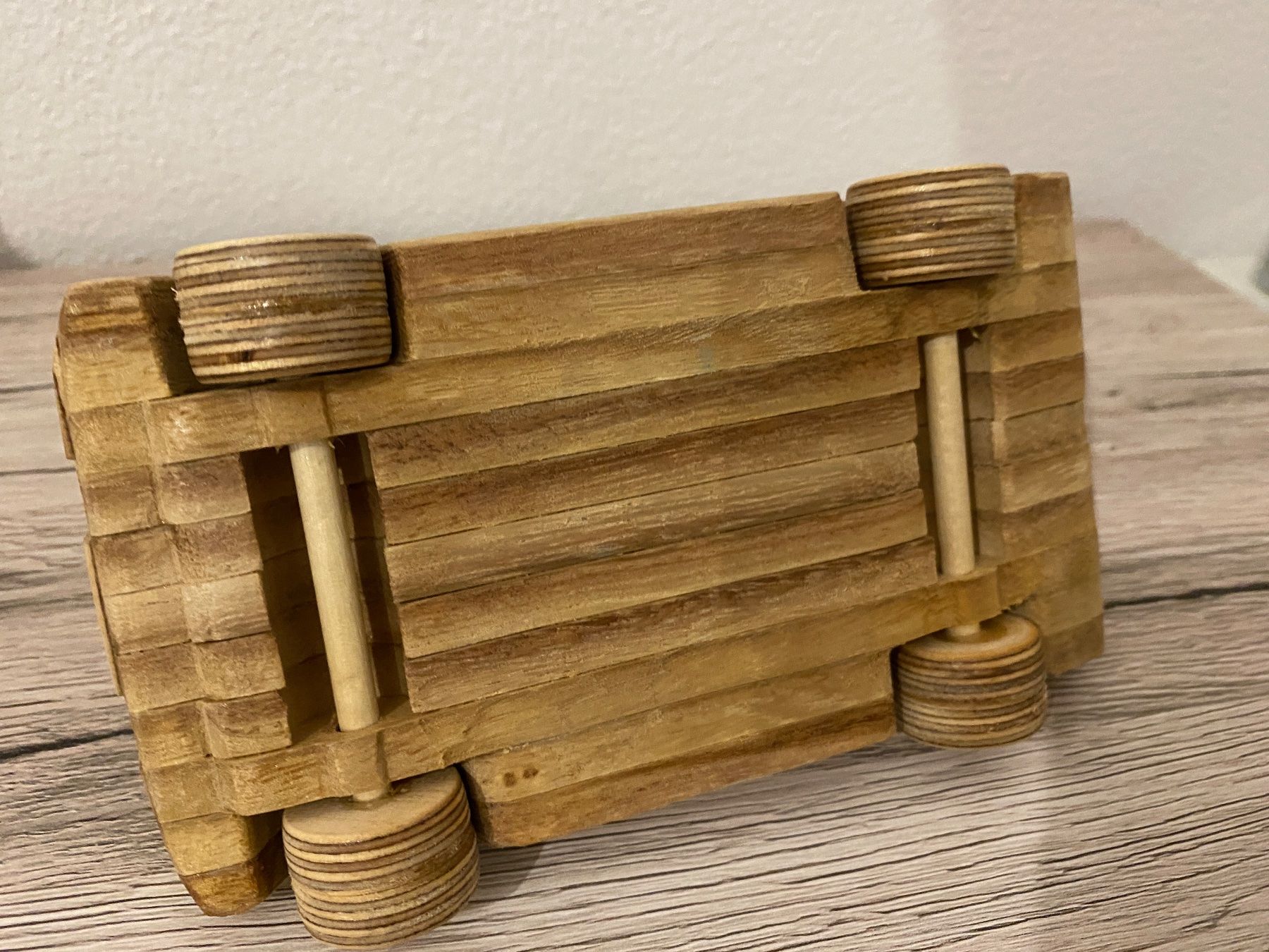 Articles en bois: Auto aus Holz handgefertigt – Neuf (Voir description) à Glattbrugg par RD-Shop 7
