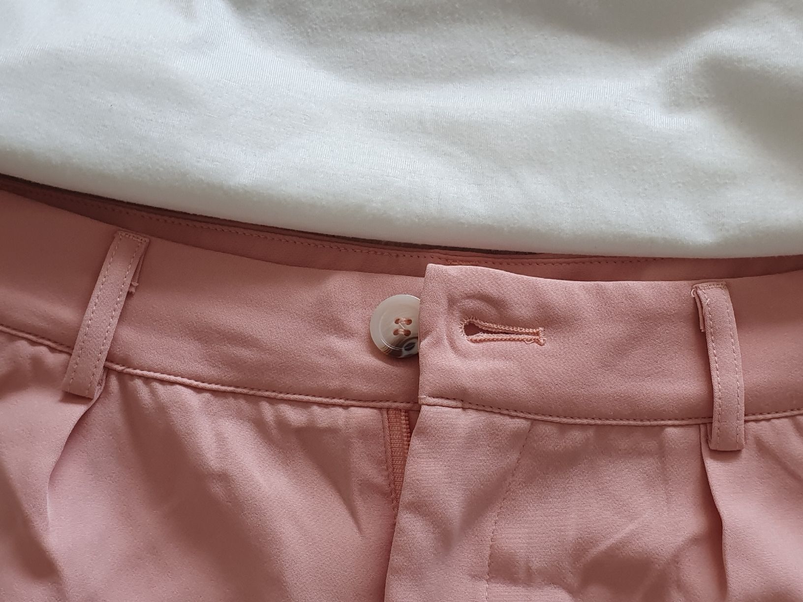 Lotti di vestiti: Shorts und 2 Shirts – Nuovo (secondo la descrizione) da Stalden (Sarnen) venduto da Leikerli 2