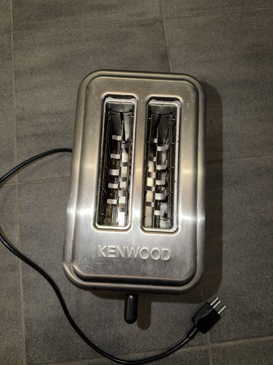 Kenwood Elettrodomestici da cucina: Kenwood Toaster, Edelstahl – Difettoso da Morgarten venduto da elabaumann_ch 2