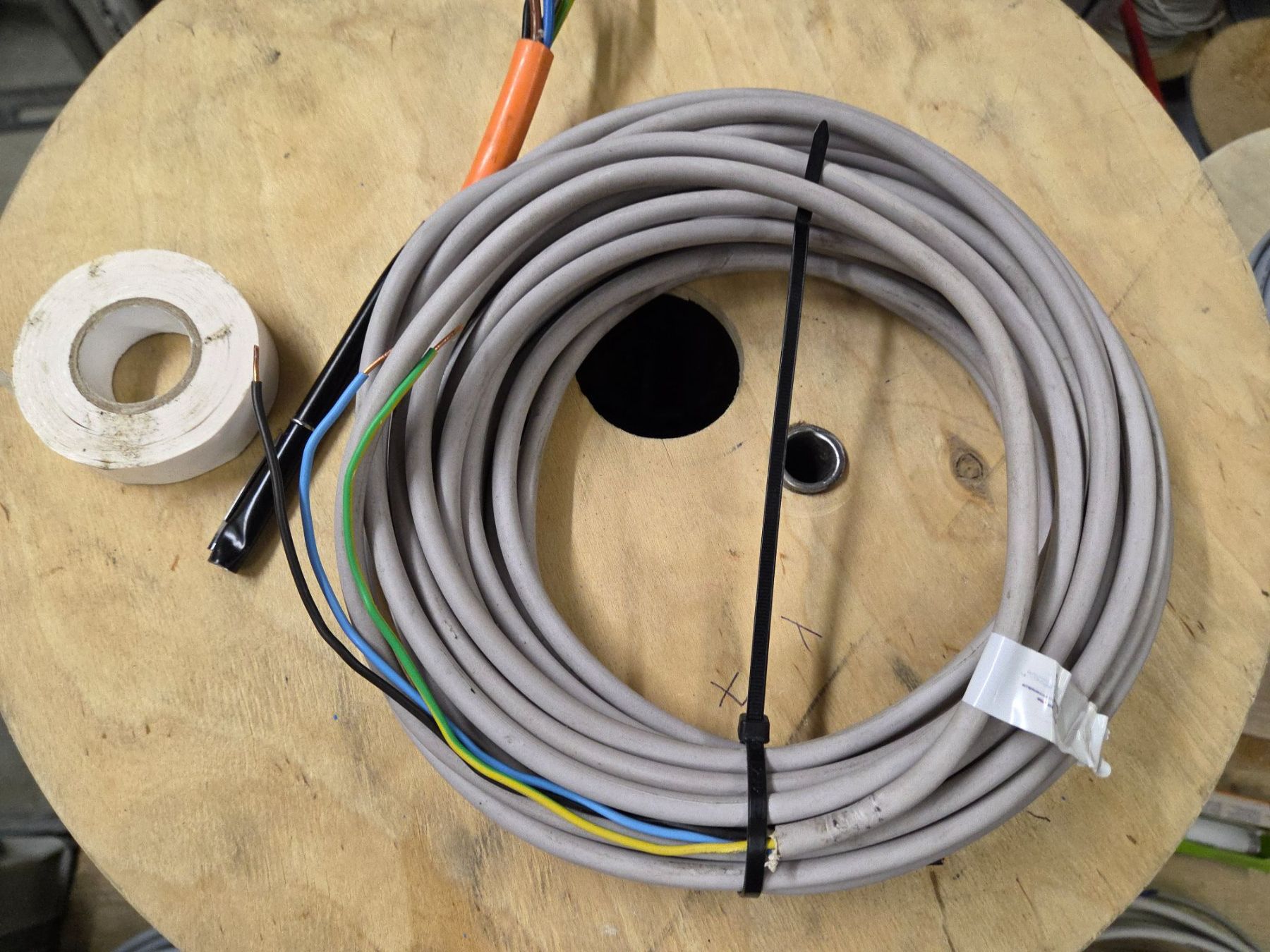 Cavi: Kabel TT 3G1.5 mm2 3x1.5  11m – Usato da Zürich venduto da eymen20