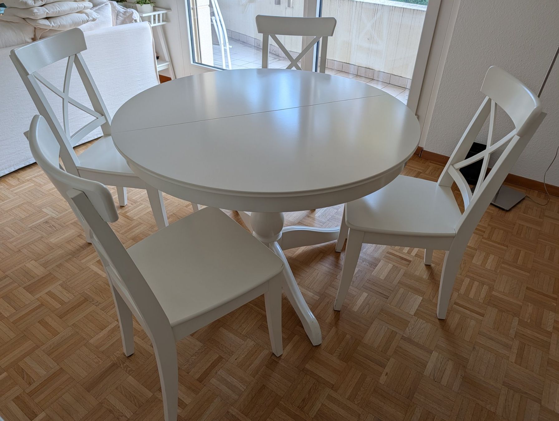 Ikea Tavoli: Table ronde extensible + 4 chaises IKEA INGATORP - blanc - – Usato da Genève venduto da mpi_yf9g