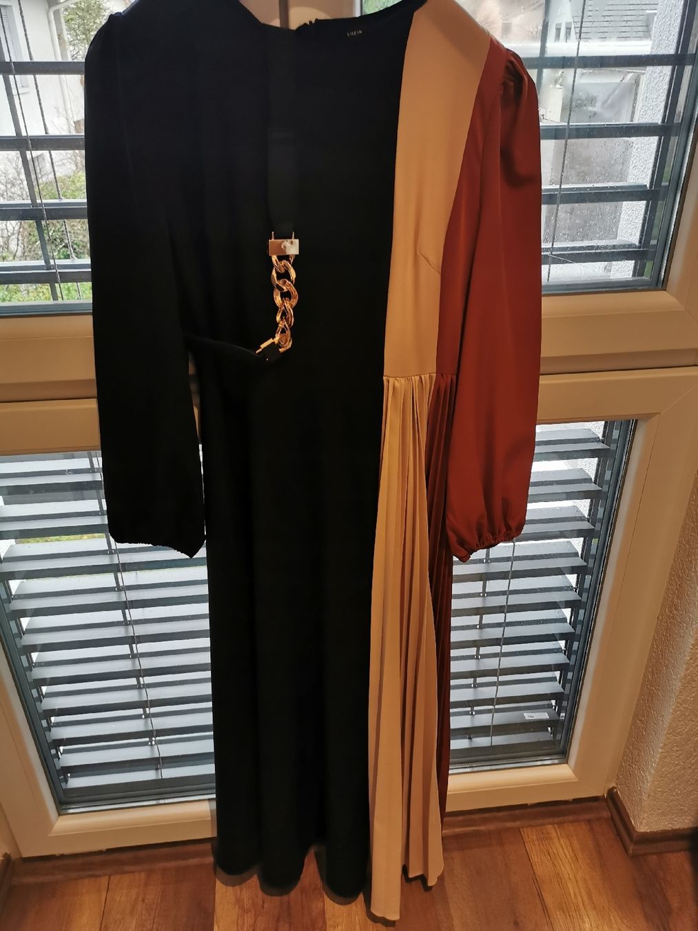 Vestiti: Kleid Grösse L – Nuovo (secondo la descrizione) da Zunzgen venduto da Fleksi