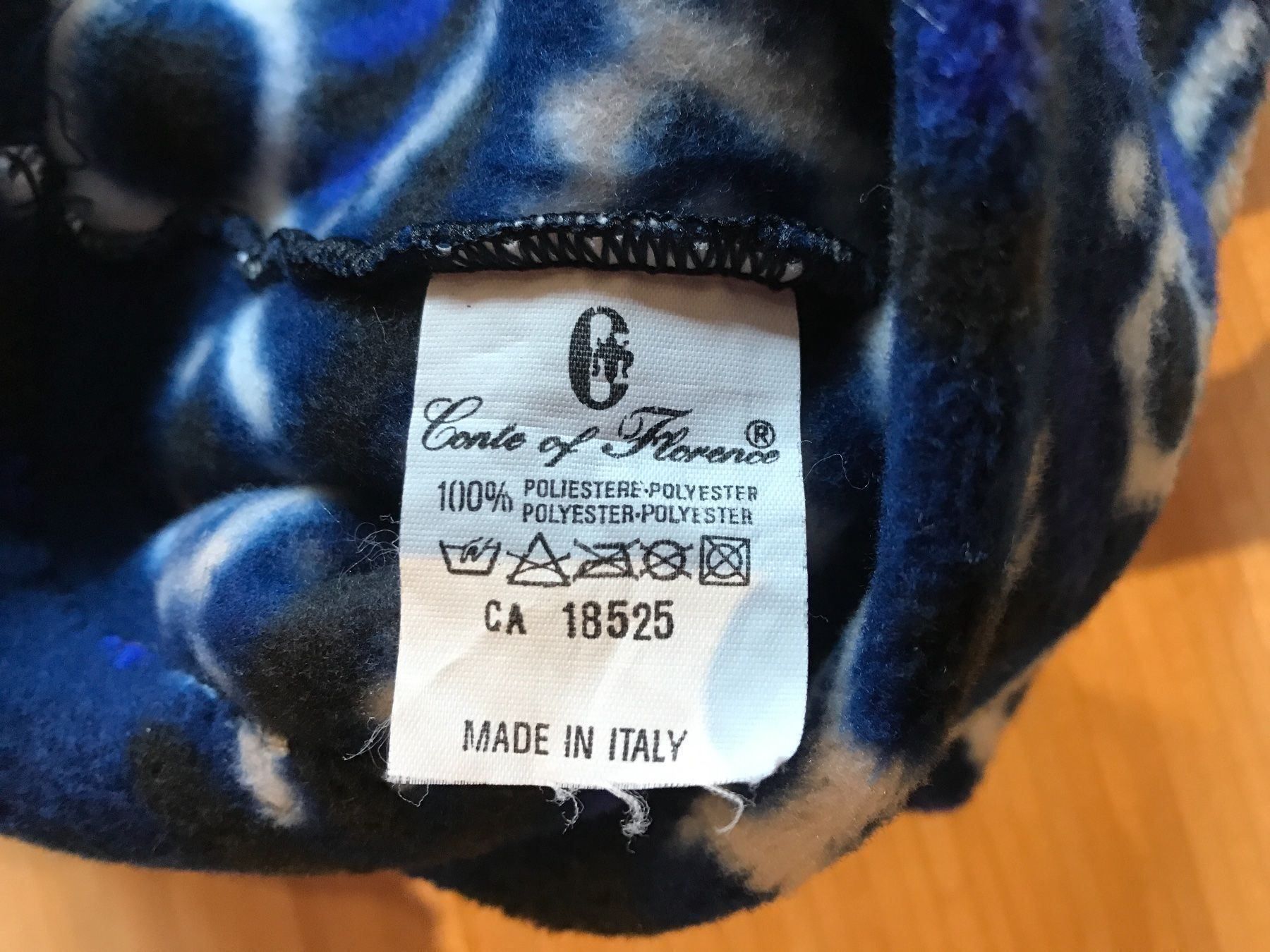Copricapi, berretti & cappellini: 2 Mützen mit Bommel – Usato da subingen venduto da gibo11 2