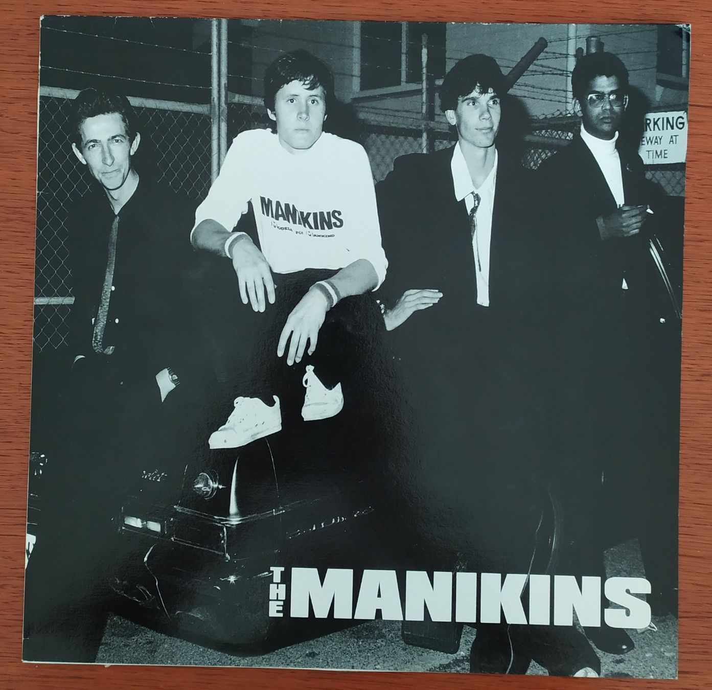 Dischi in vinile: The Manikins - The Manikins  LP – Usato da Lugano venduto da mdal