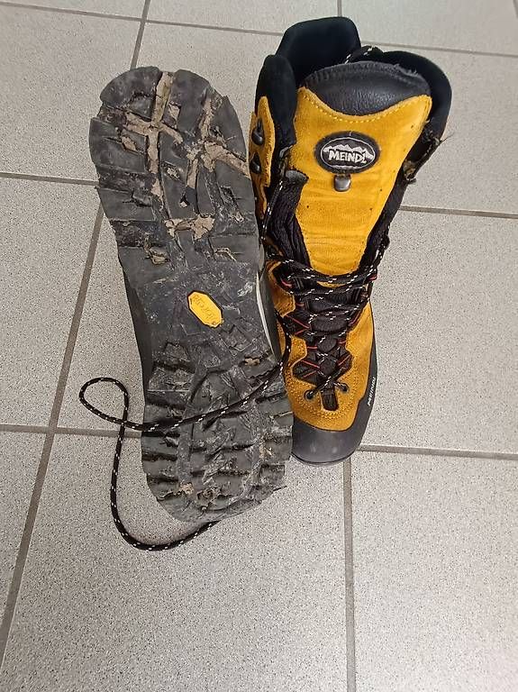 Scarpe da uomo: Meindl Wanderschuhe Gr.47 – Usato da Löhningen venduto da Toubi82 2