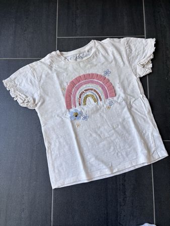 Mädchen T-Shirt Regenbogen Grösse 128 (122)