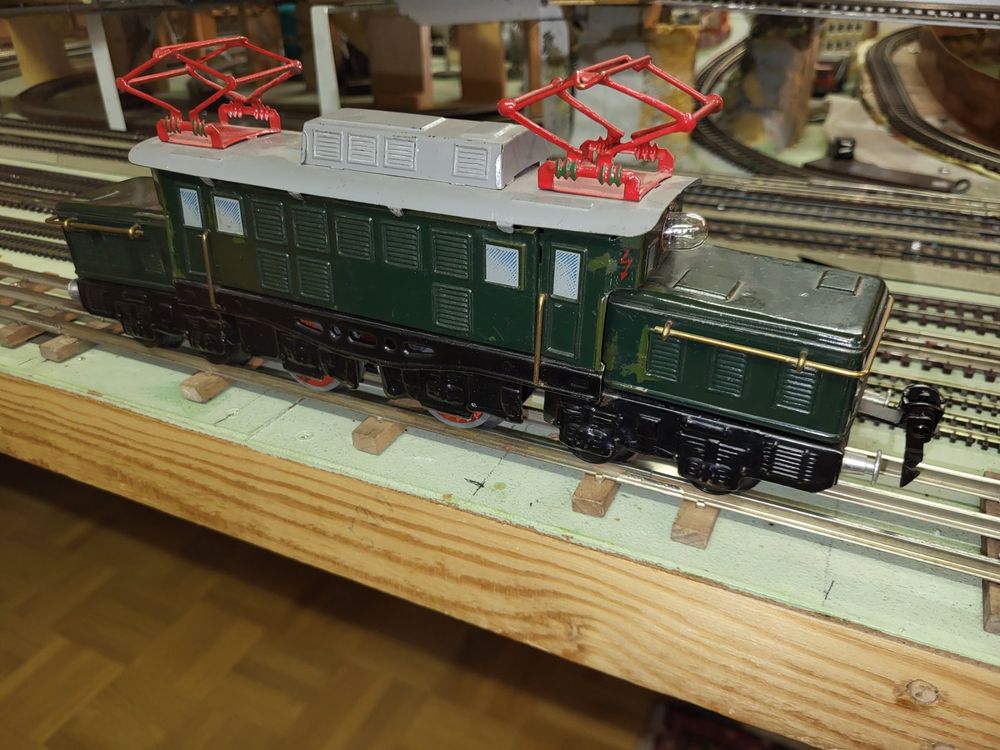 Distler Spur 0 = 2 Krokodile mit 3 Wagen, für 20 V Gleichstr (Gebraucht ...