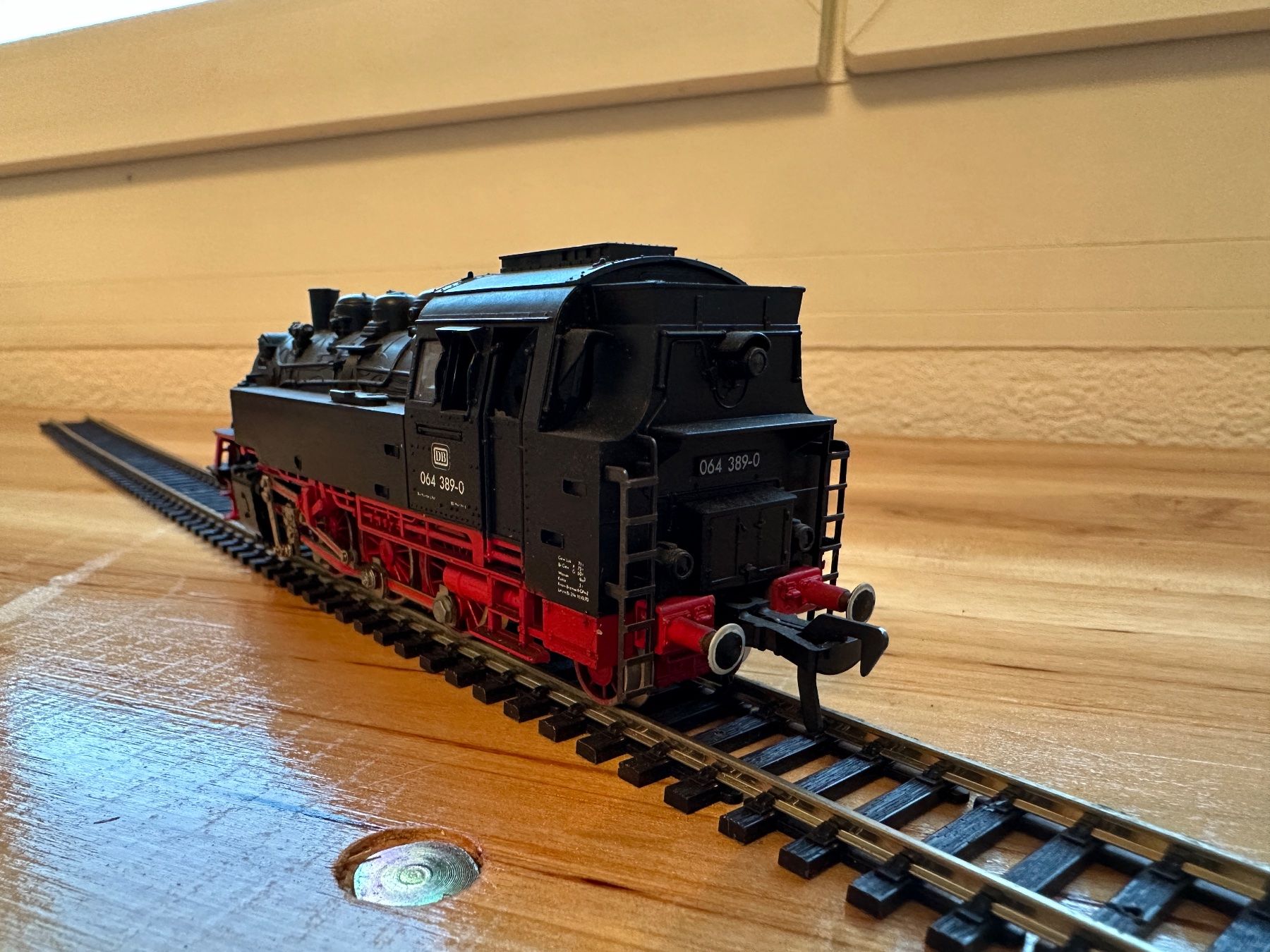 Fleischmann Modellini di ferrovie: Fleischmann 4064 Dampflok 064 389-0 H0 – Usato da Schaffhausen venduto da Danilo-86 1