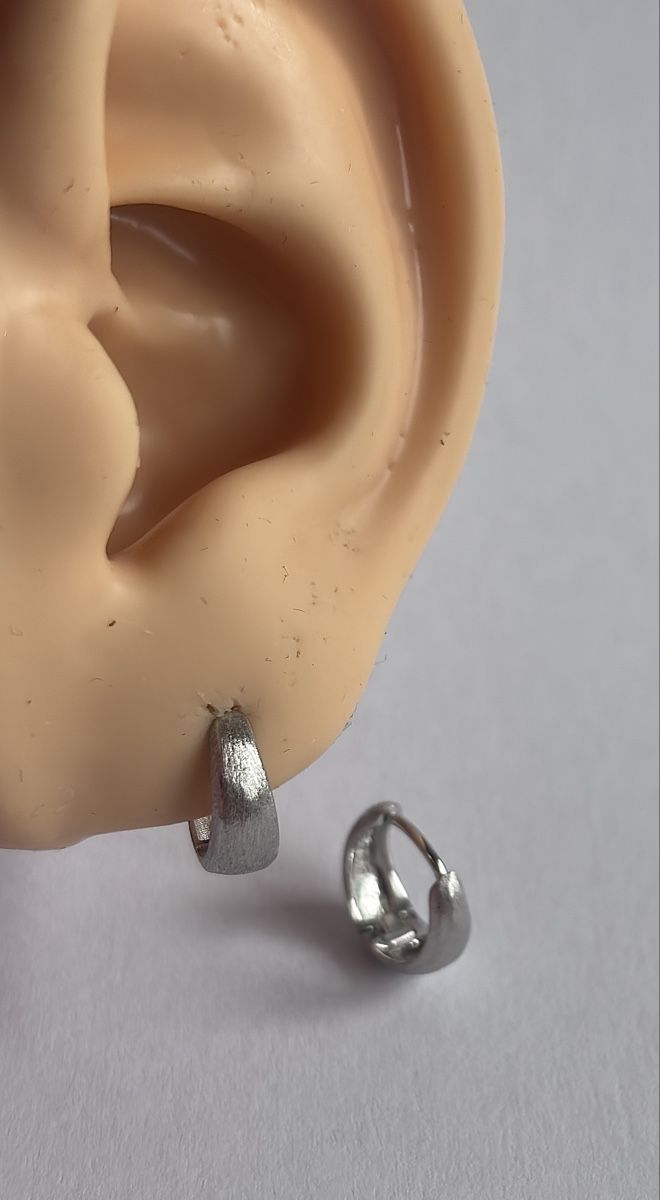 Orecchini pendenti & Orecchini a lobo: Small 925 silver Hoops. 9 mm . – Nuovo (secondo la descrizione) da Dübendorf venduto da S1973E 2