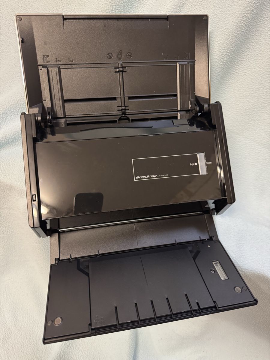Fujitsu Scanner: ScanSnap iX500 Dokumentenscanner – Usato da Merenschwand venduto da Lorze