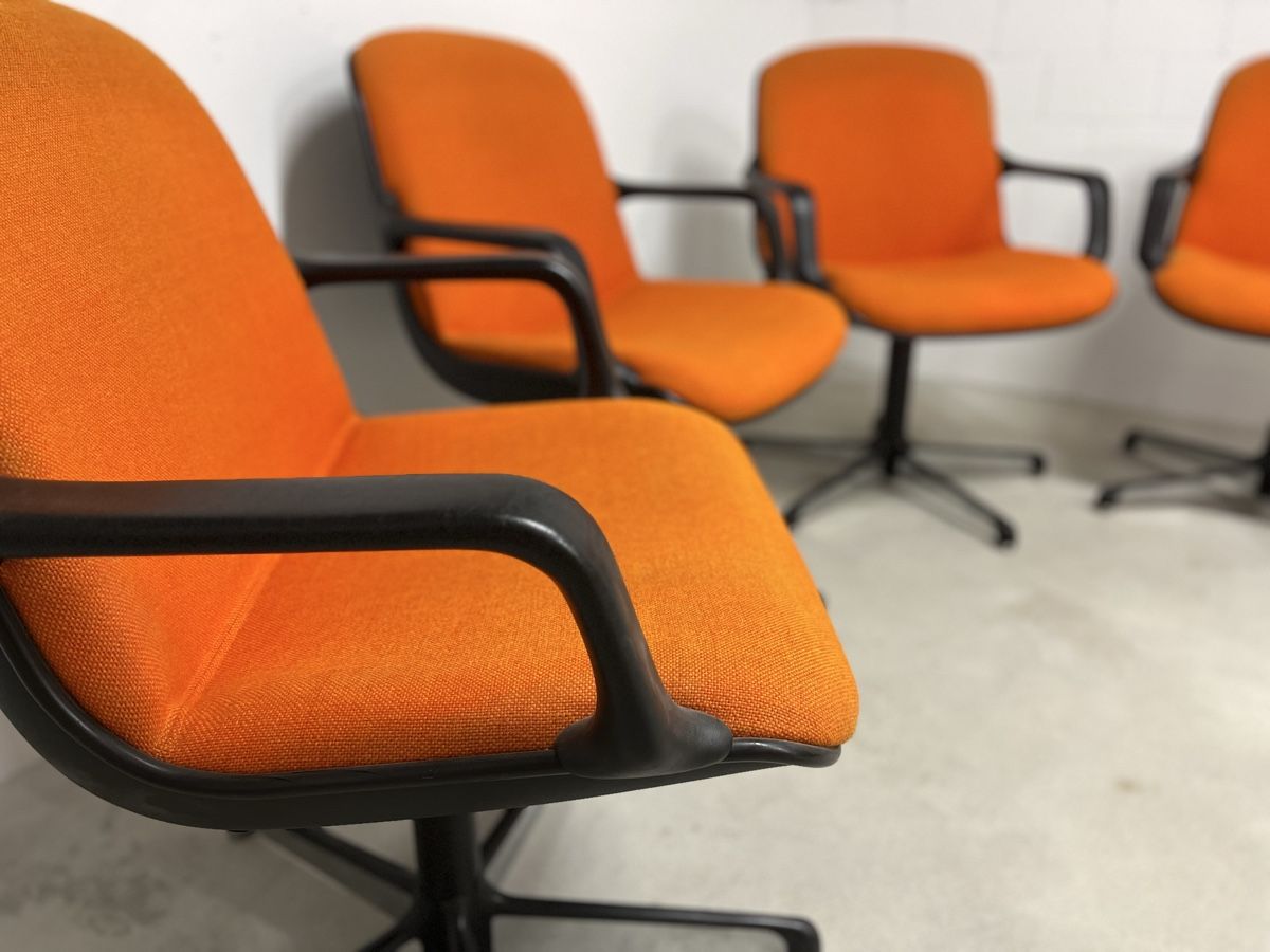 Sedie: Vintage Bürostühle Set orange – Usato da St.Gallen venduto da munooz 1