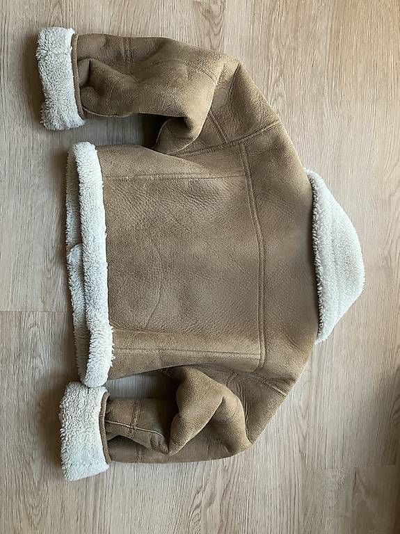 Jacken: Veste Mango type Mouton  – Gebraucht aus Vaulruz von del_pmq2 2