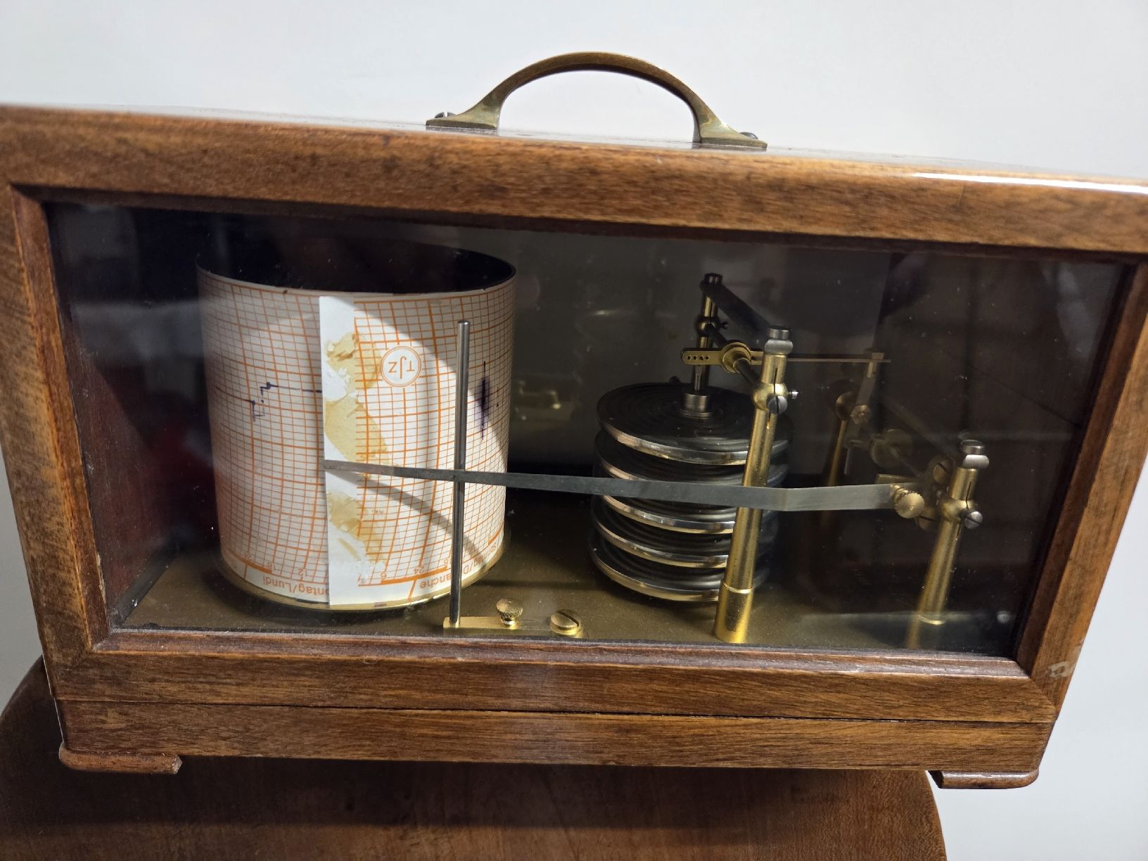 Altri elettrodomestici e apparecchi d’epoca: Barograph Messinstrument Holzgehäuse  – Usato da Dietikon venduto da Allegra34 2