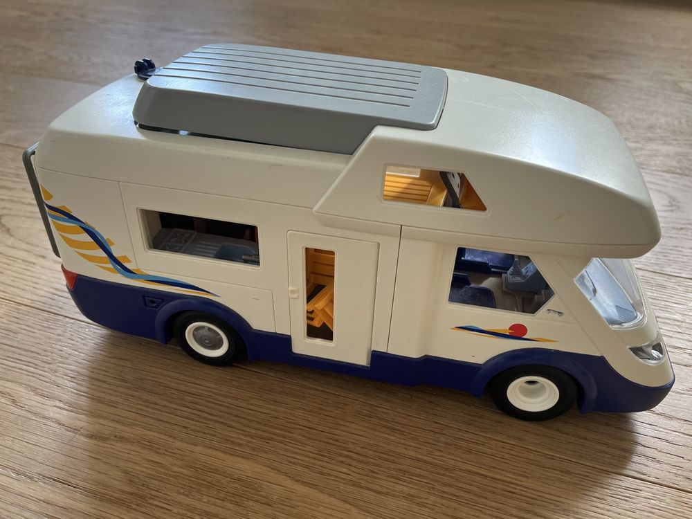 Playmobil Camping Tout Équipé - Bâtiments, Personnages Et Accessoires