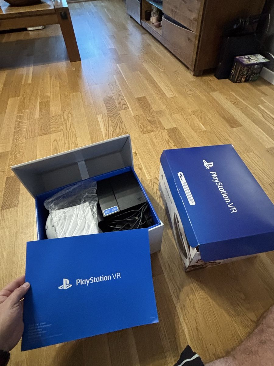 Sony Casque VR: VR Brillen – D'occasion à Zufikon par Honda-cbr1000 6