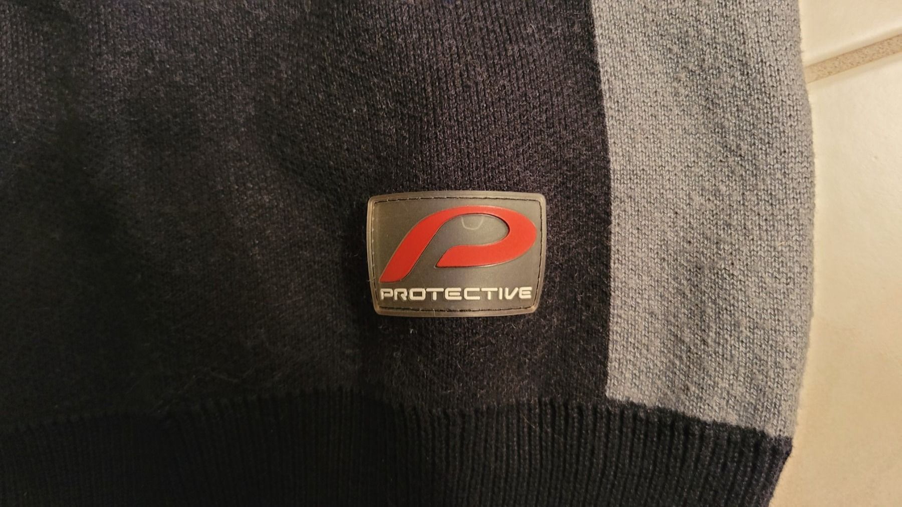 Pulls & Sweat-shirts: Sportlicher Pullover mit Merino – D'occasion à Linthal par Mhexli 3