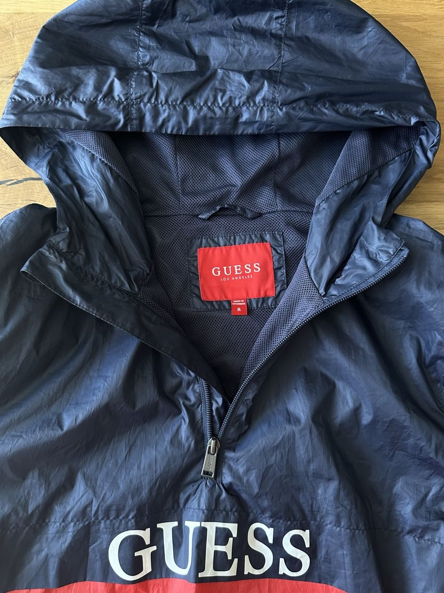 Guess Jacken: Windbreaker Guess, Grösse M  – Gebraucht aus Luzern von vera_xo 2