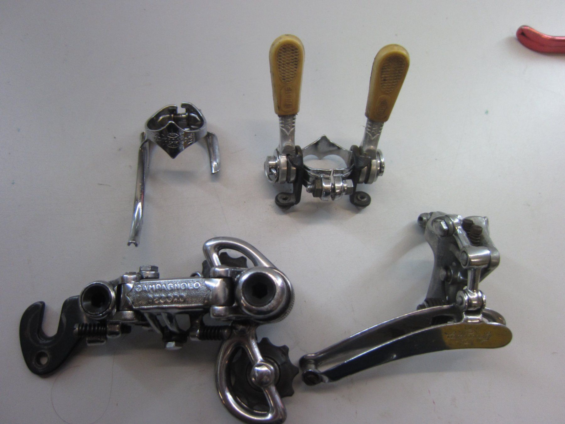 Campagnolo Pièces détachées: Campagnolo Record, Weinmann Dynamic Teile – D'occasion à Kilchberg ZH par Cuculus1 1
