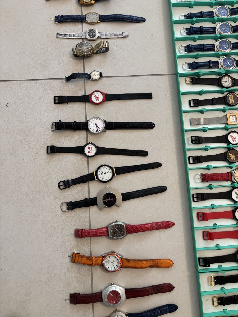 Orologi: 116 Uhren Lot – Nuovo (secondo la descrizione) da Rüti b. Büren venduto da CenicAG 7