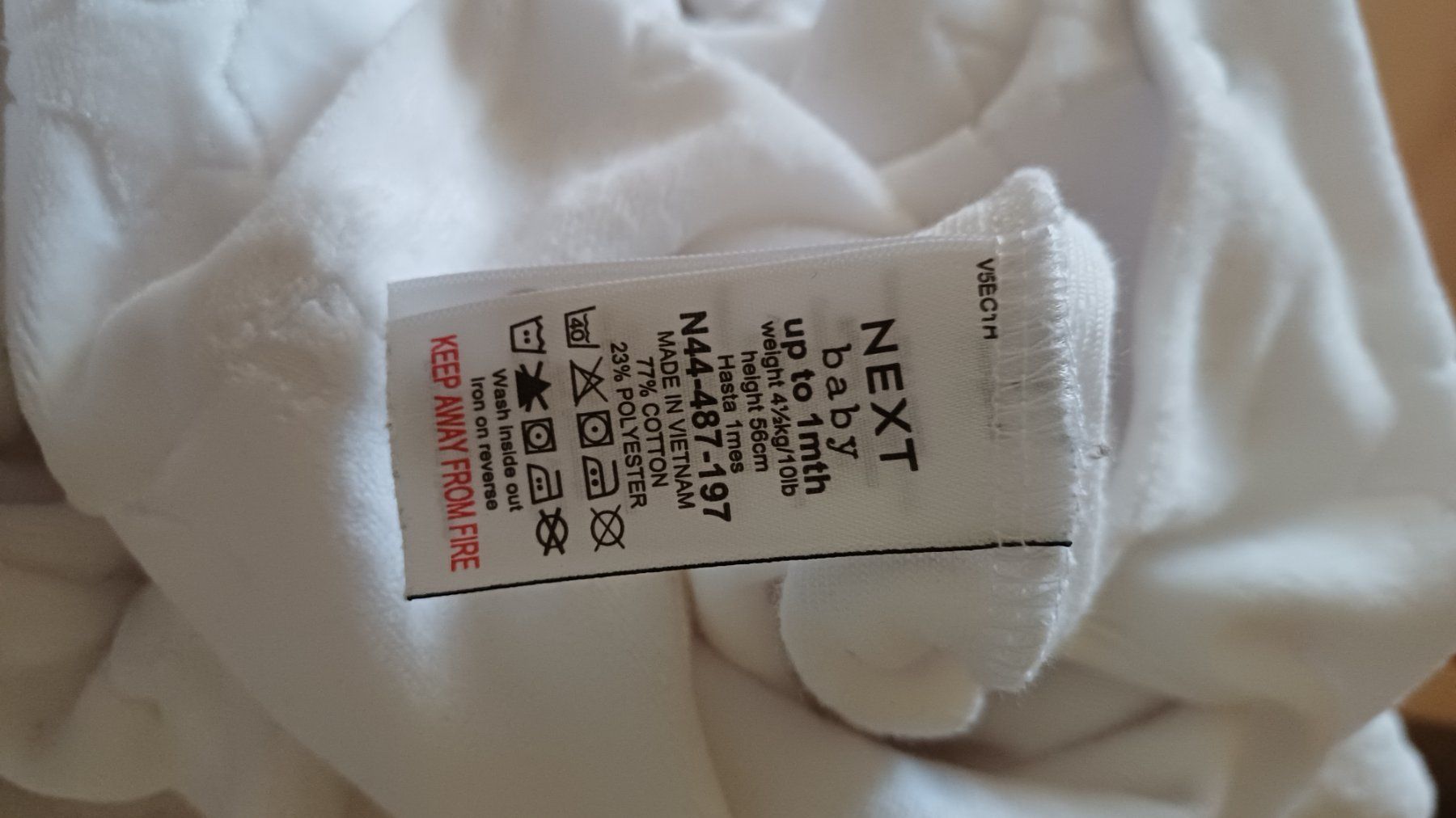 Pyjamas & Ähnliches: Baby Strampler Grösse 50+56 – Gebraucht aus Amriswil von cas_2tsc 4