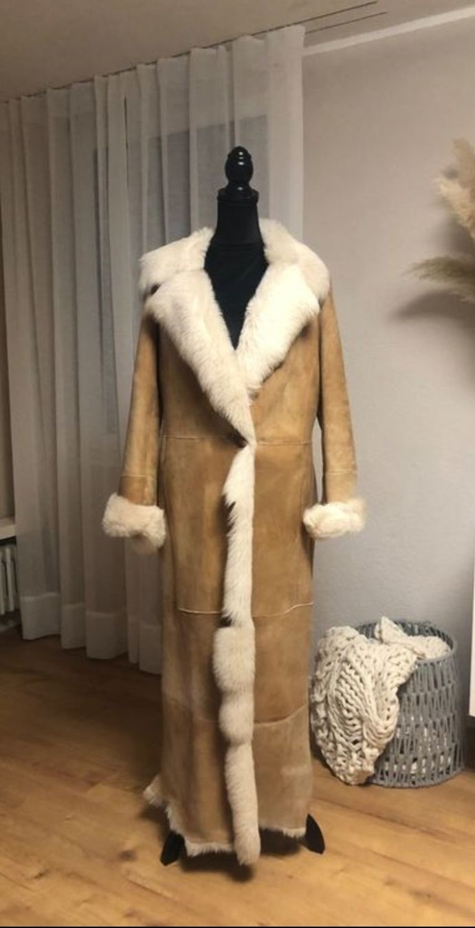 Cappotti: Lammfell mantel – Usato da Gunzgen venduto da thomasbx