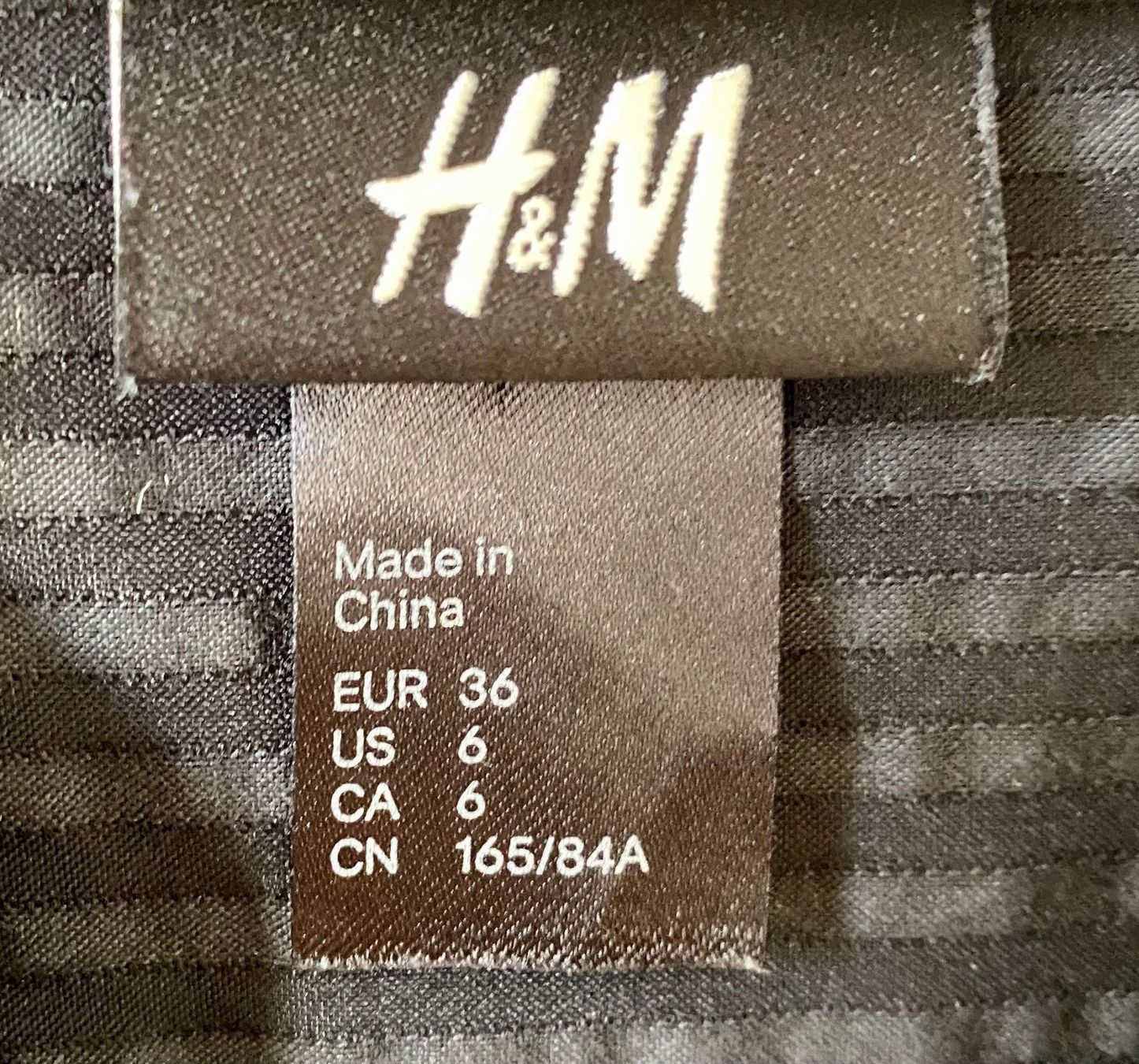 H&M Vestiti: Schwarzes ärmelloses Kleid Grösse 36 – Usato da Winkel venduto da Flyhy2020 5