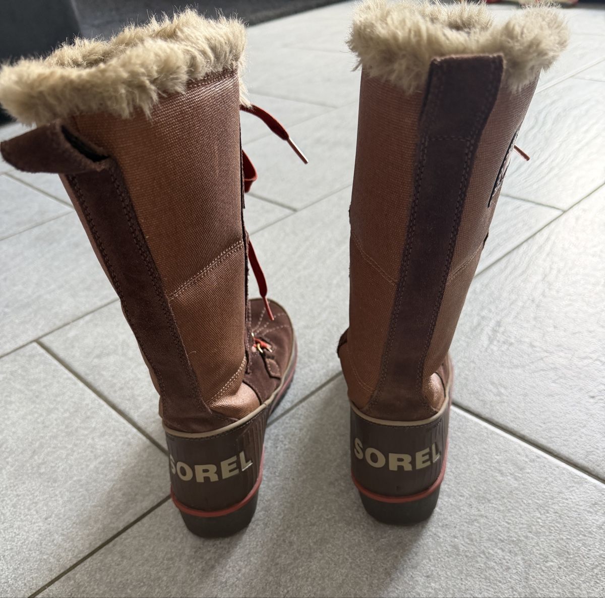 Sorel Chaussures femmes: Sorel Windetstiefel Gr. 36.5 – D'occasion à Gattikon par Mariani3 1
