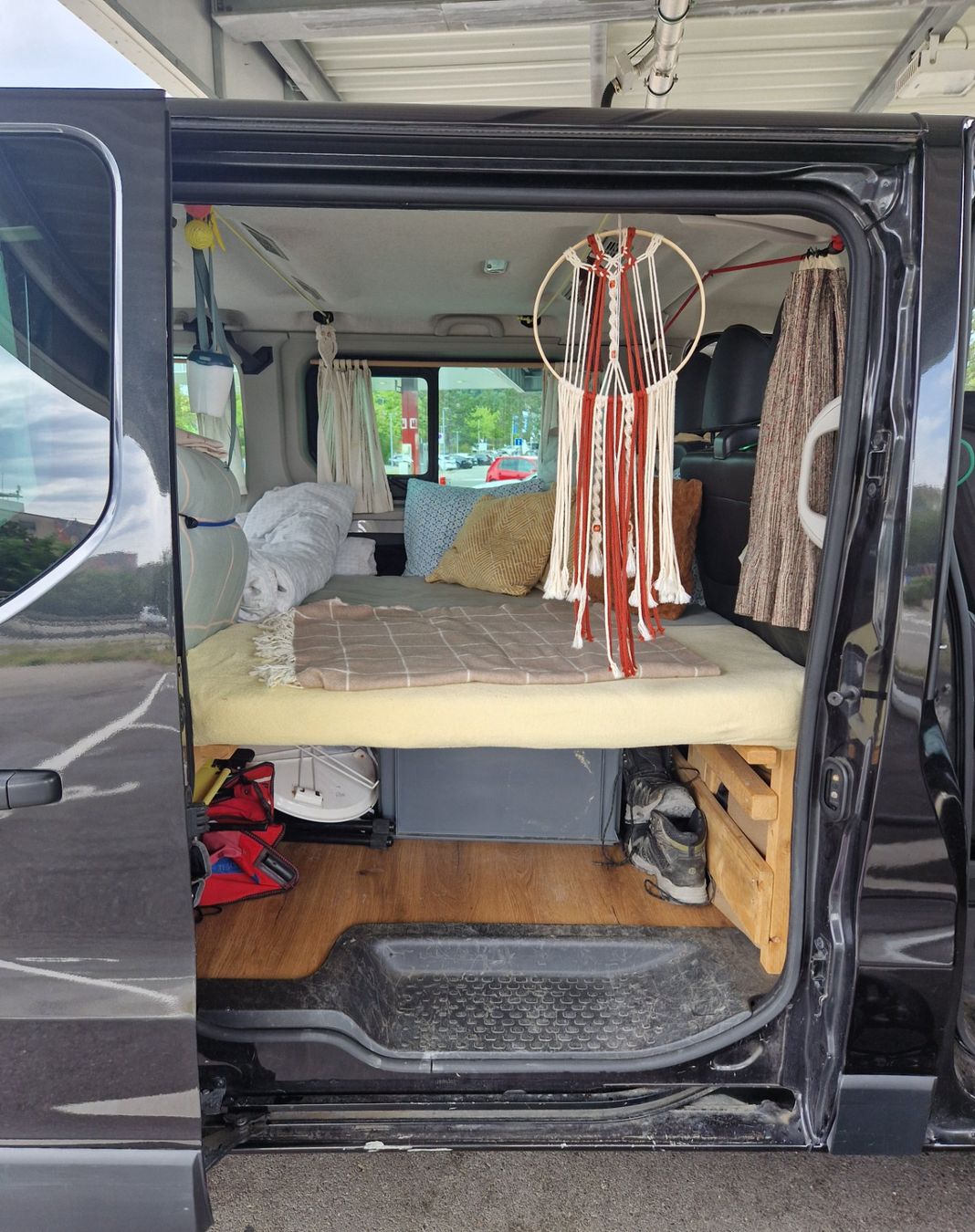 Automobili: Opel Vivaro B Camper oder als 9 Sitzer - Sitze inklusive – Usato da Schlatt TG venduto da nancle 6