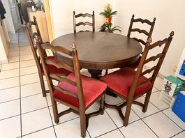 Table en chêne massif + 6 chaises