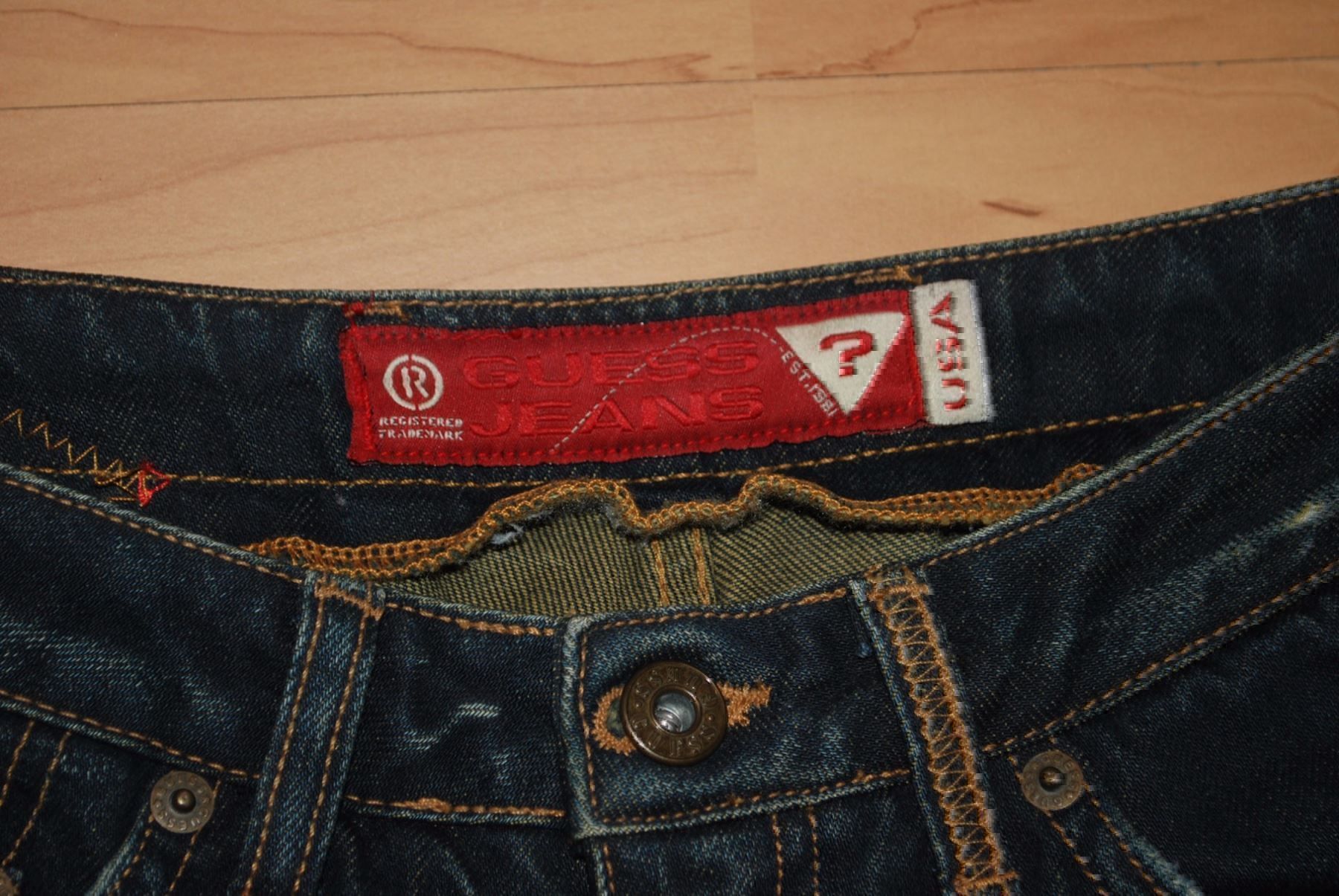 Guess Jeans: Jeans GUESS   Taille/Grosse W 28 – Usato da Cossonay-ville venduto da Super-Price-Quality 2