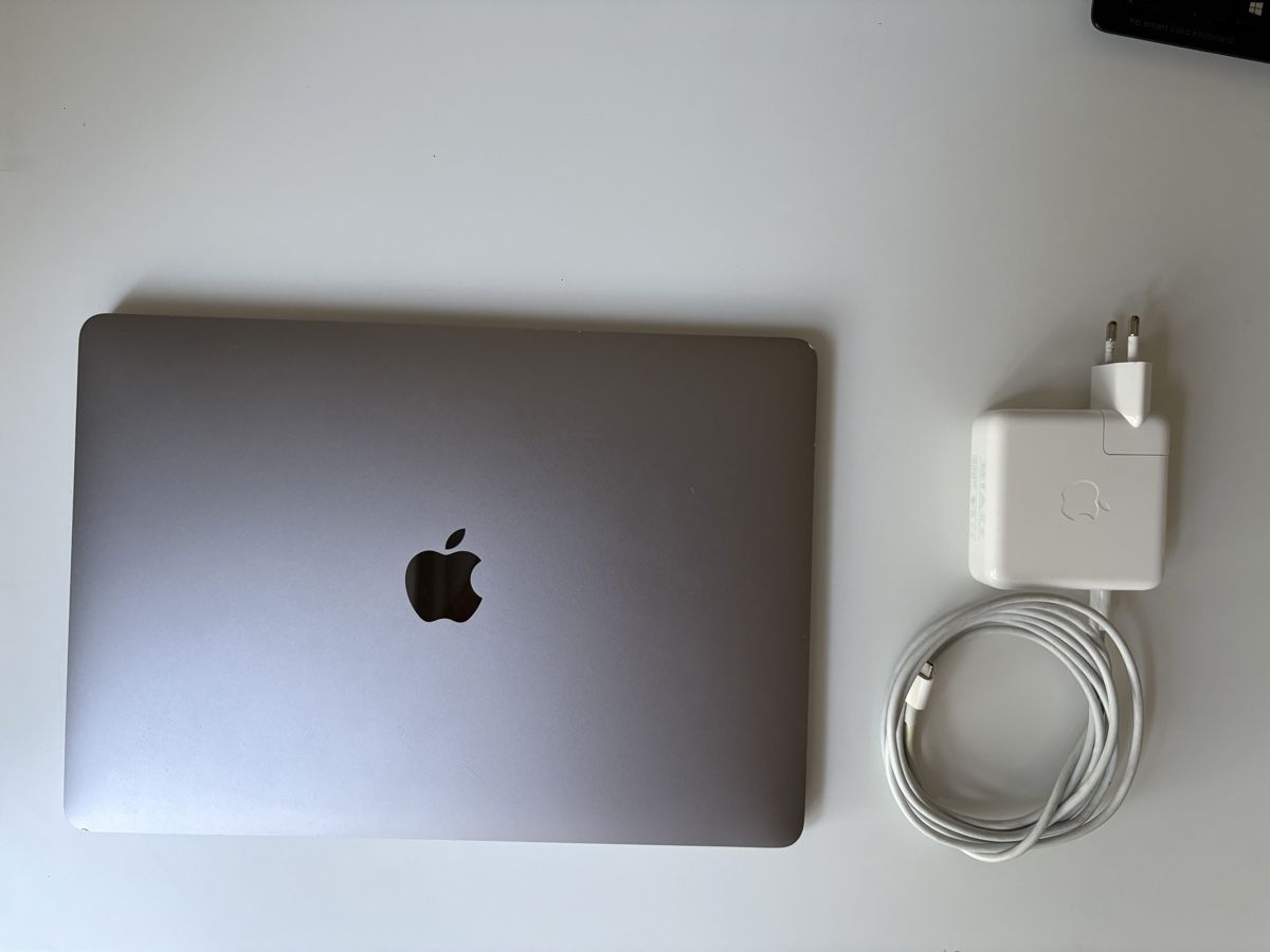 Apple Notebook: MacBook Pro 13” (2016) – Usato da Hochfelden venduto da km_52 1