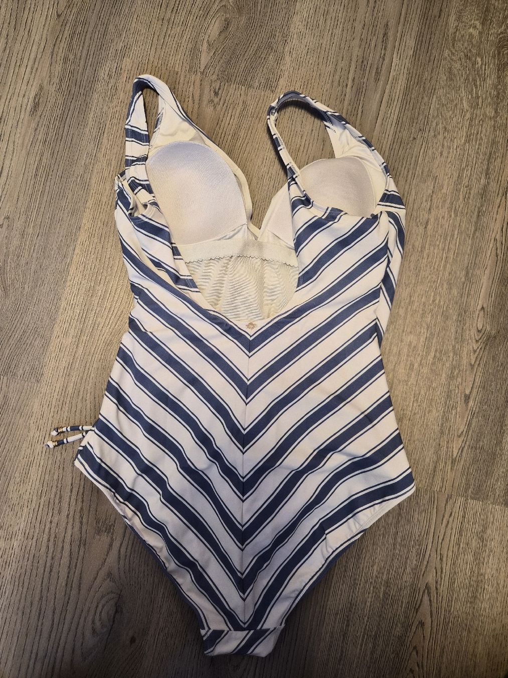 Costumi da bagno & Bikini: Badeanzug, gestreift, Gr. 42 – Usato da Schwarzenberg LU venduto da LadySecondhand 3