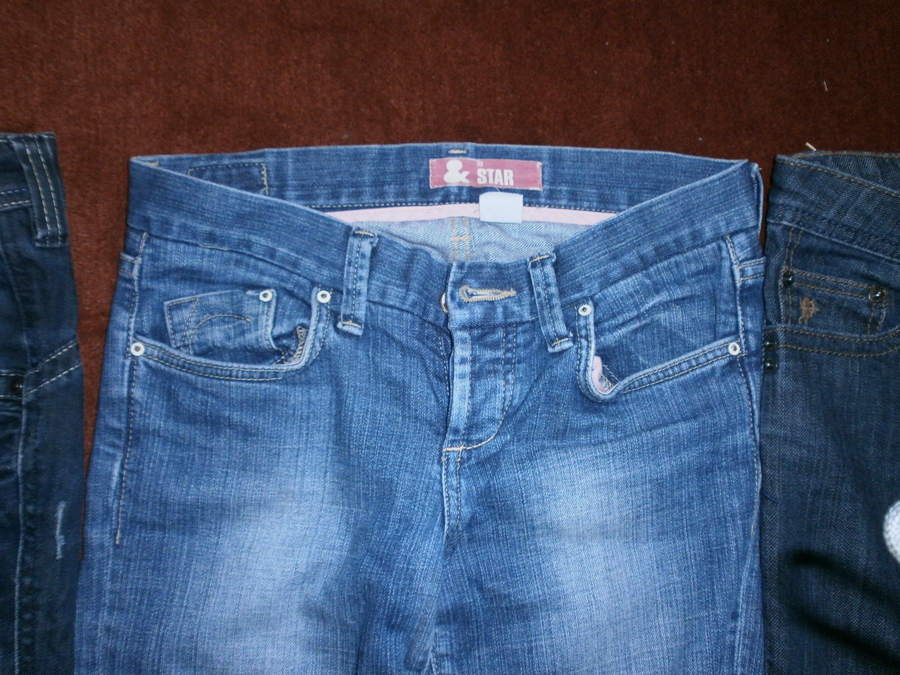 Hosen: Jeans 4 Paare – Gebraucht aus Feuerthalen von  4