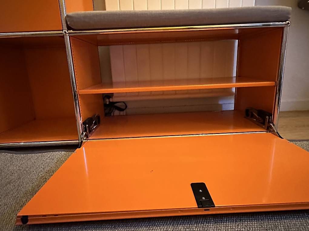 USM Cassettiere: USM orange - Garderobe oder Büro – Usato da Allenwinden venduto da gab_p7sr 2