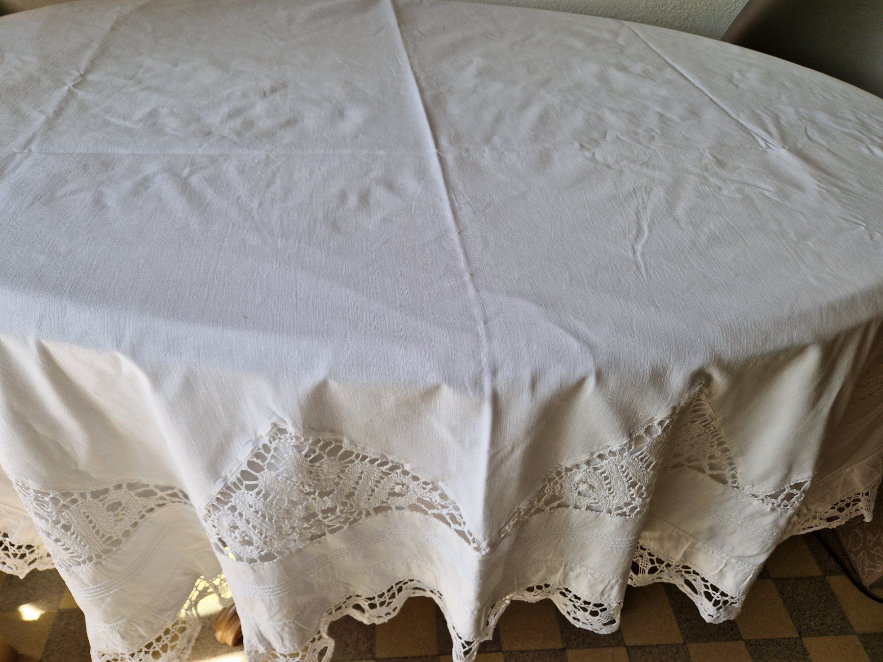 Biancheria da letto: Leintuch mit Klöppelspitze 240x145cm – Usato da Bern venduto da Antikbatik