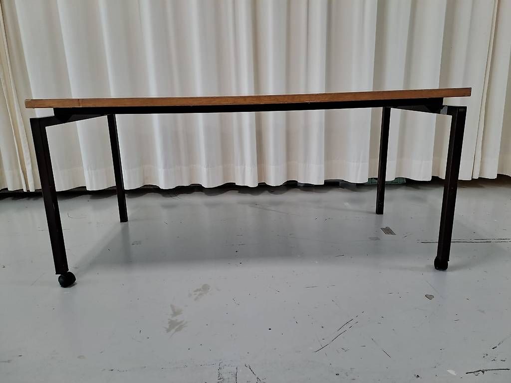 Tische: Massiver Arbeitstisch - mit Rädern – Gebraucht aus Meggen von Silunietli2 2