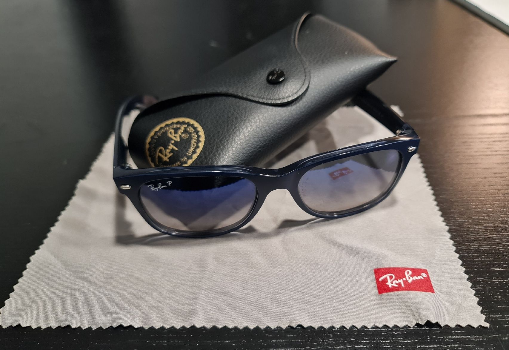Ray-Ban Occhiali & Lenti: Ray Ban 2132 New Wayfarer – Nuovo (secondo la descrizione) da Opfikon venduto da Pepita69 1
