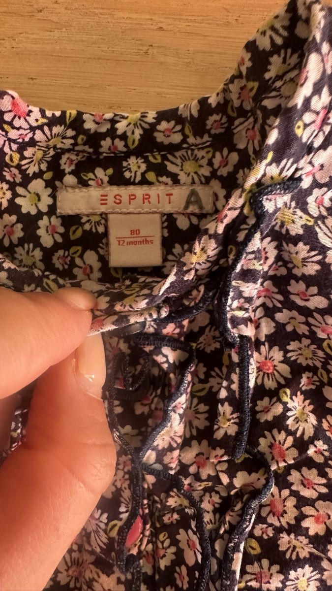 Esprit Camicette, T-shirt & Top: Esprit Blumenbluse Gr. 80 (12M) Langarm Baumwolle – Usato da Winterthur venduto da whatdreamz 2