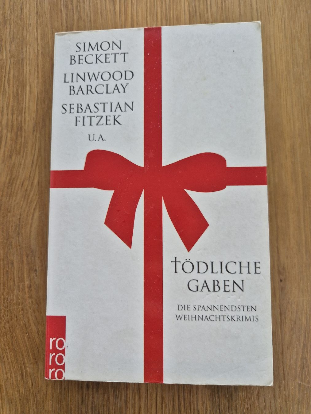 Libri: Tödliche Gaben: Spannende Weihnachtskrimis Advent – Usato da Bern venduto da miruslav