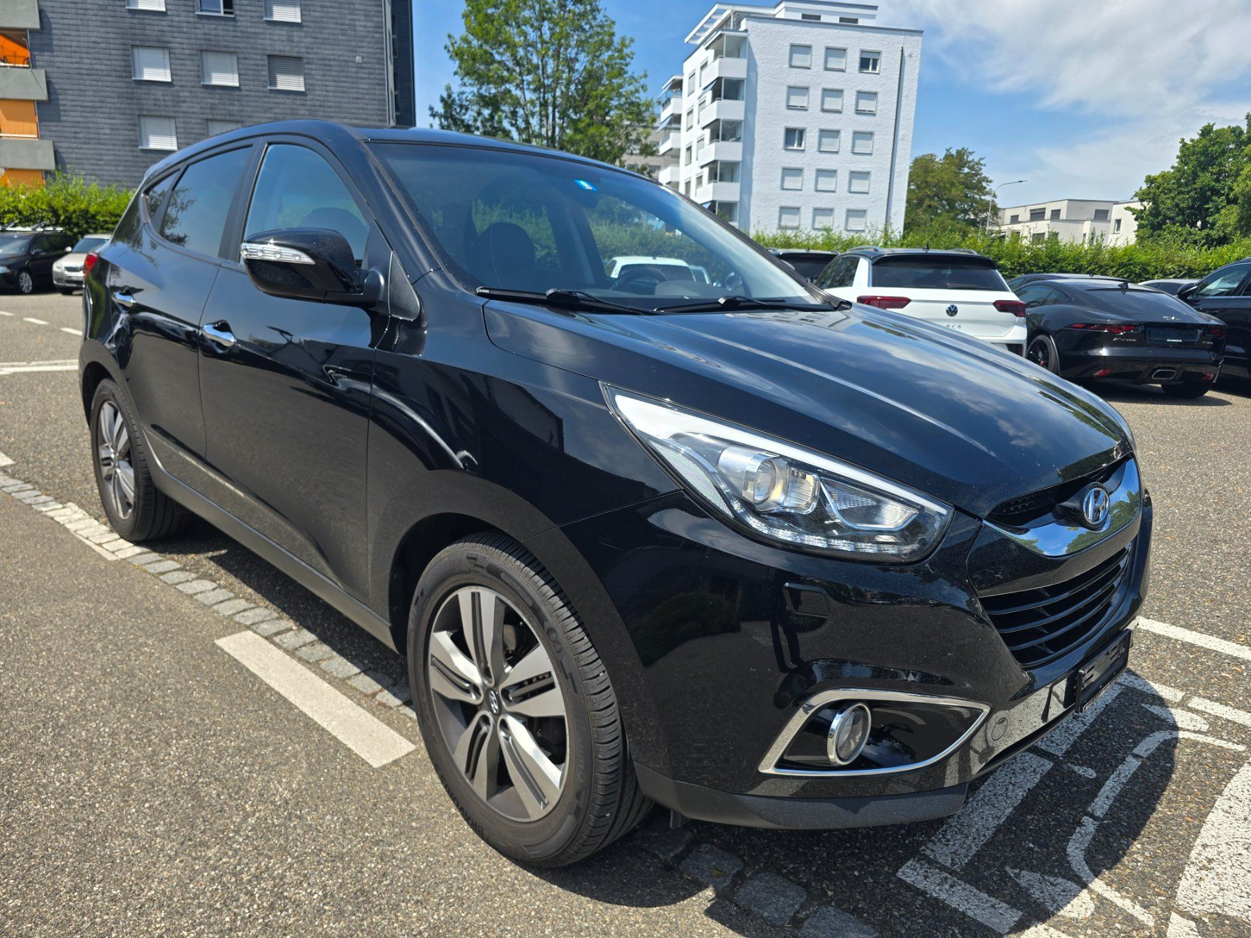 Hyundai Autos: Hyundai iX 35 2.0 CRDi 4WD Automatic – Gebraucht aus Goldach von CityGOAuktion 3