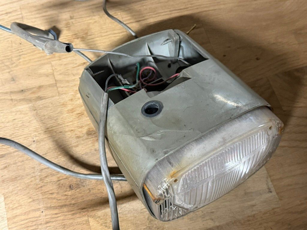 Piaggio Parti ricambio per ciclomotori: Lampe / Scheinwerfer Piaggio Boxer original – Usato da Bolken venduto da si.x.las 4