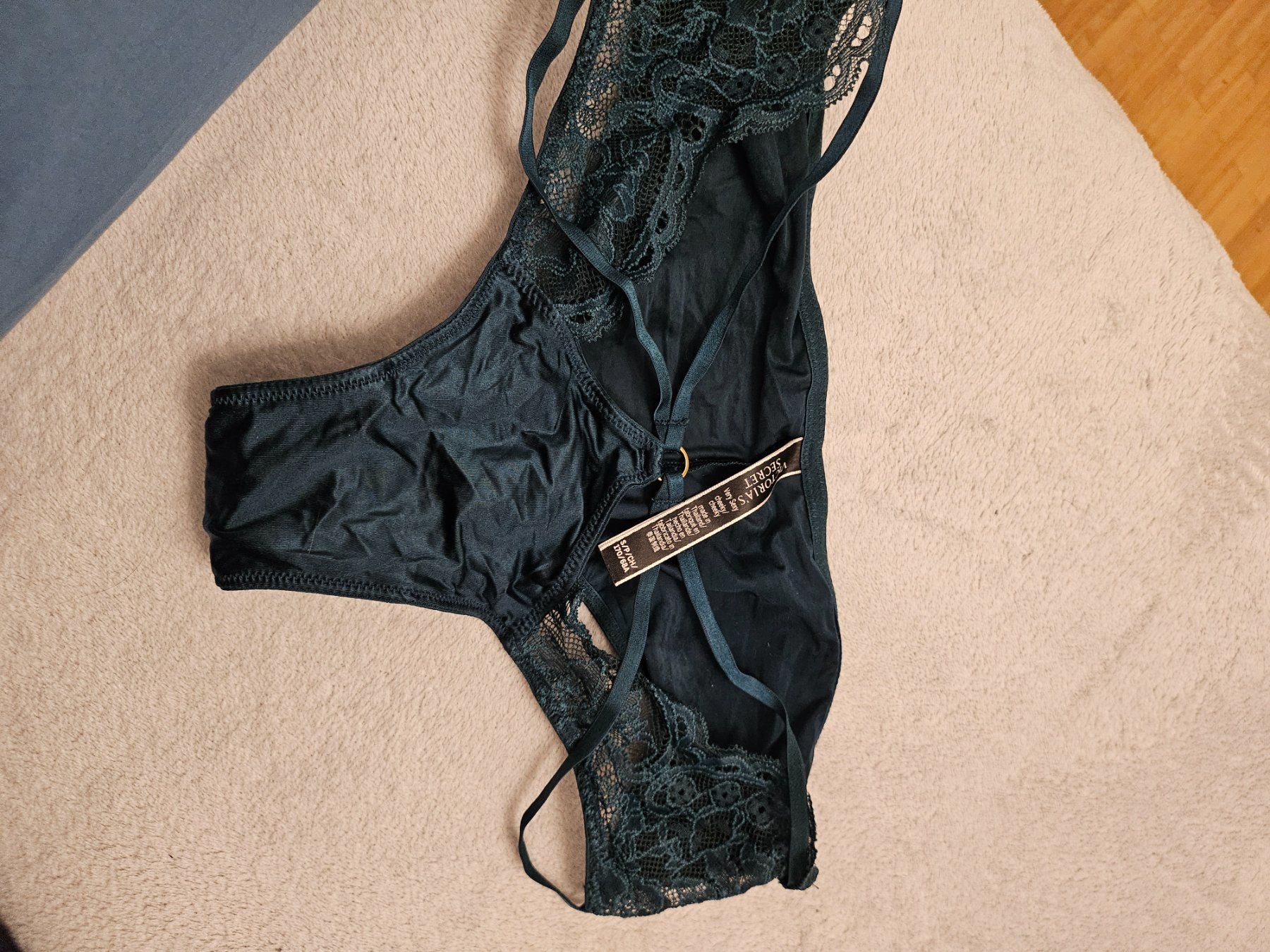 Victoria's Secret Altra biancheria intima: Soutien gorge Victoria secret – Nuovo (secondo la descrizione) da La Tour-de-Peilz venduto da mar_2r26 3