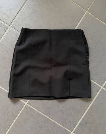 ZARA SCHWARZER ROCK
