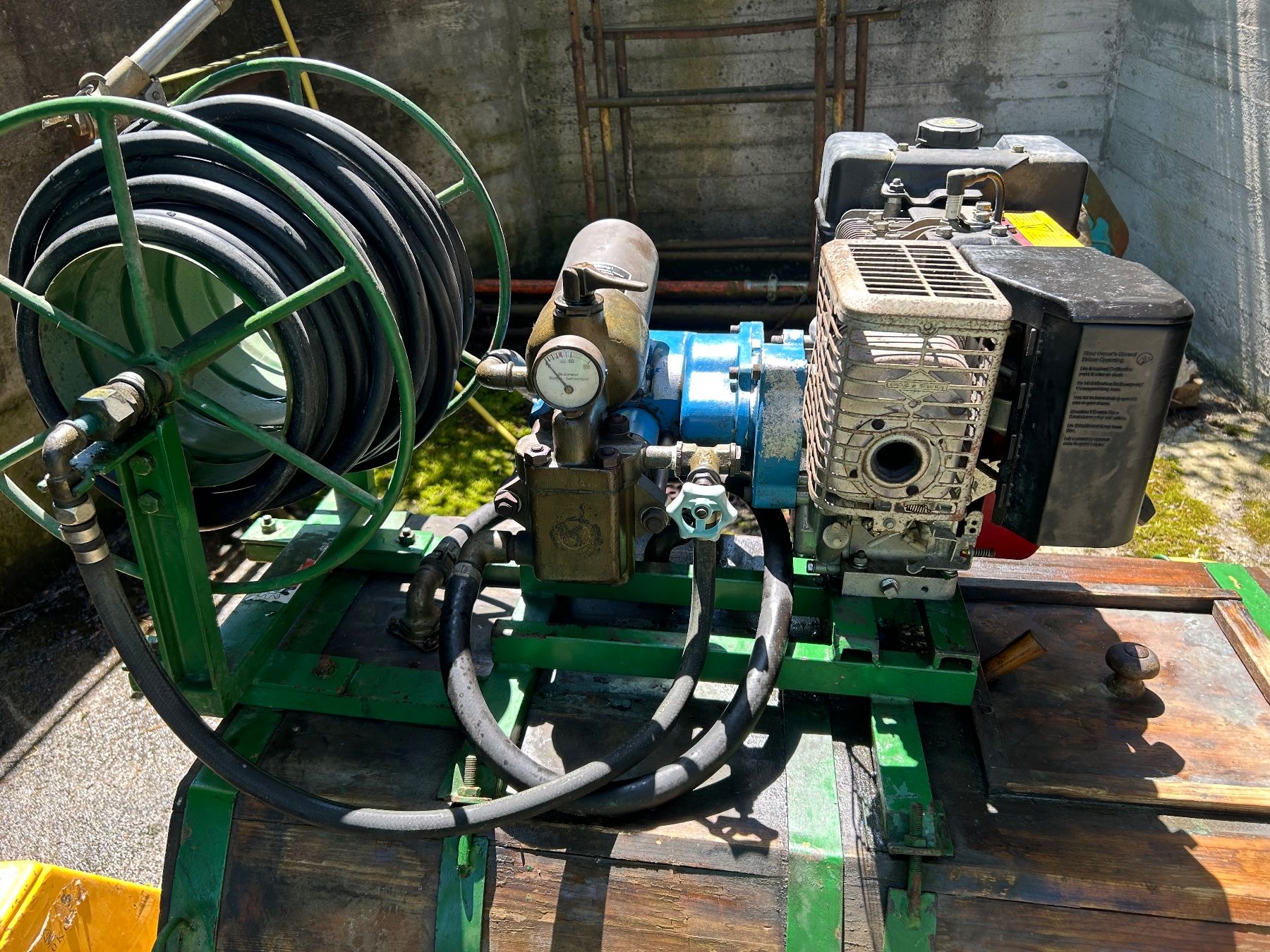 Alle Maschinen: Baumspritze (Gun) mit Motor – Gebraucht aus Turbenthal von CH-Iron 2