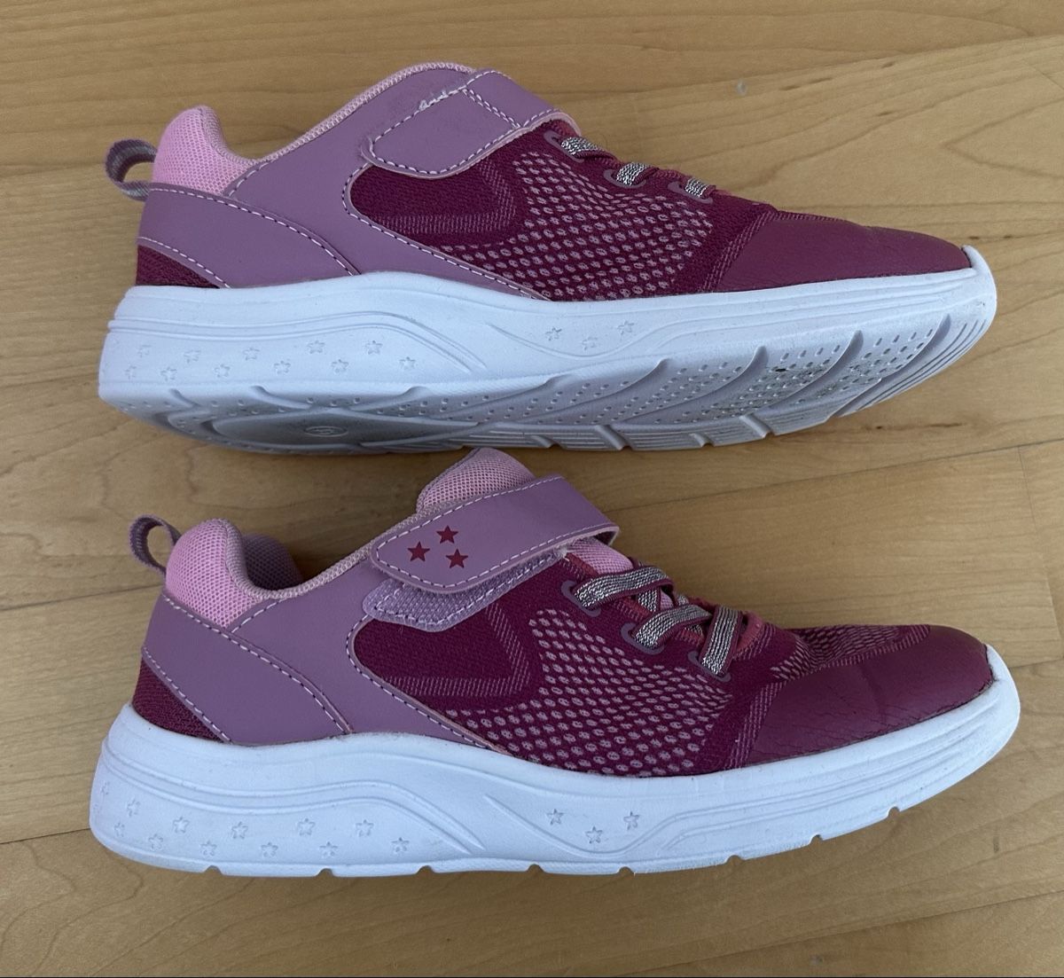 Schuhe für Mädchen: Turnschuhe Gr.35 – Gebraucht aus Oensingen von dorian07 2