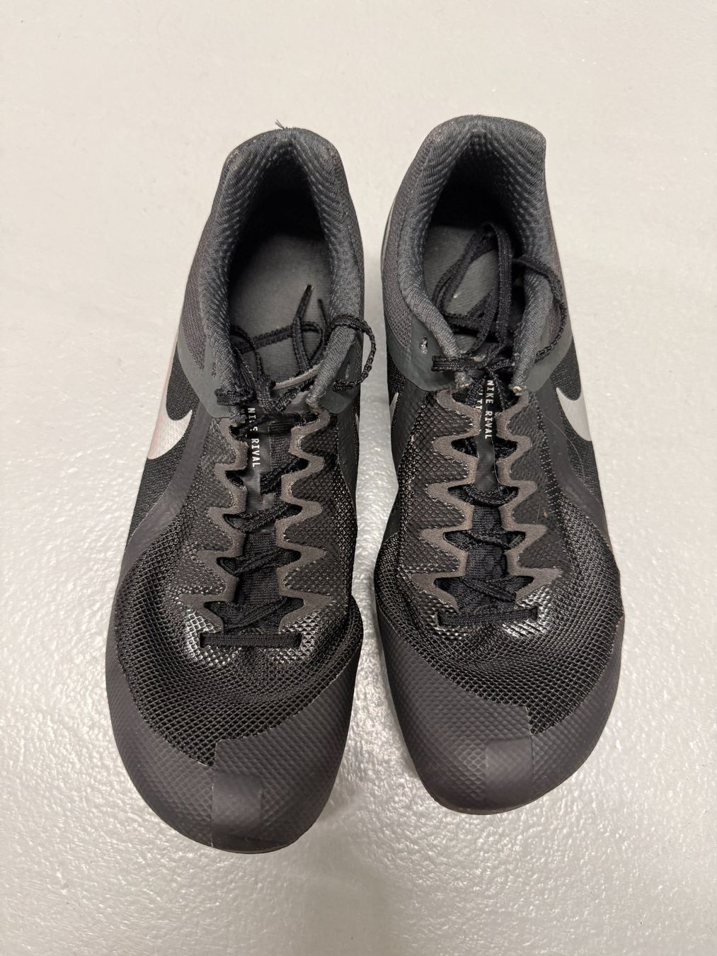 Nike Scarpe da uomo: Nike Rival Multi Sprint Laufschuhe Grösse 41 mit Tasche – Usato da Schinznach Dorf venduto da Joyce75 1