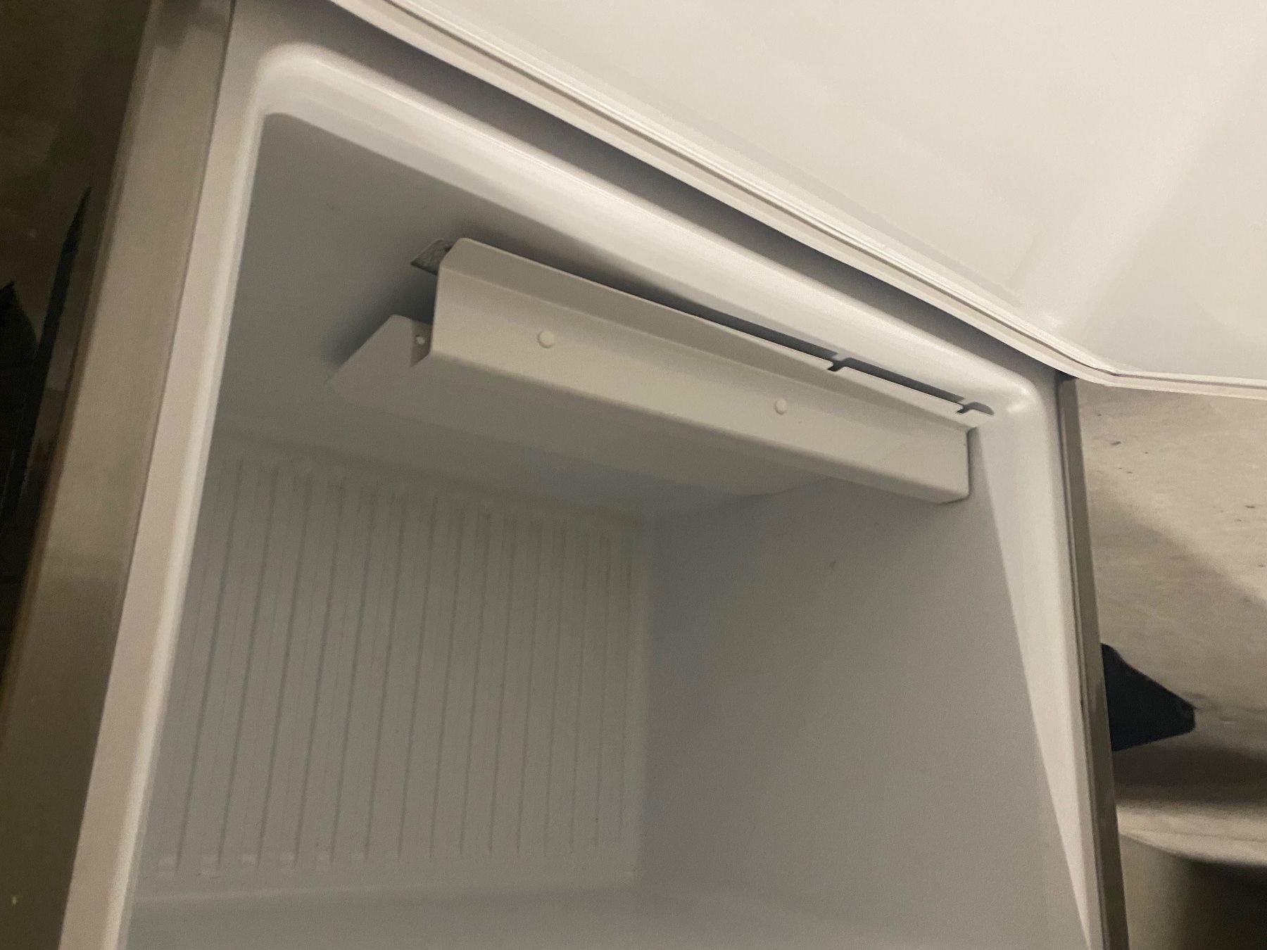 Dometic Kühlschränke & Kühlen: Dometic Absorber Kühlbox – Gebraucht aus Rapperswil BE von mar_qp6b 1