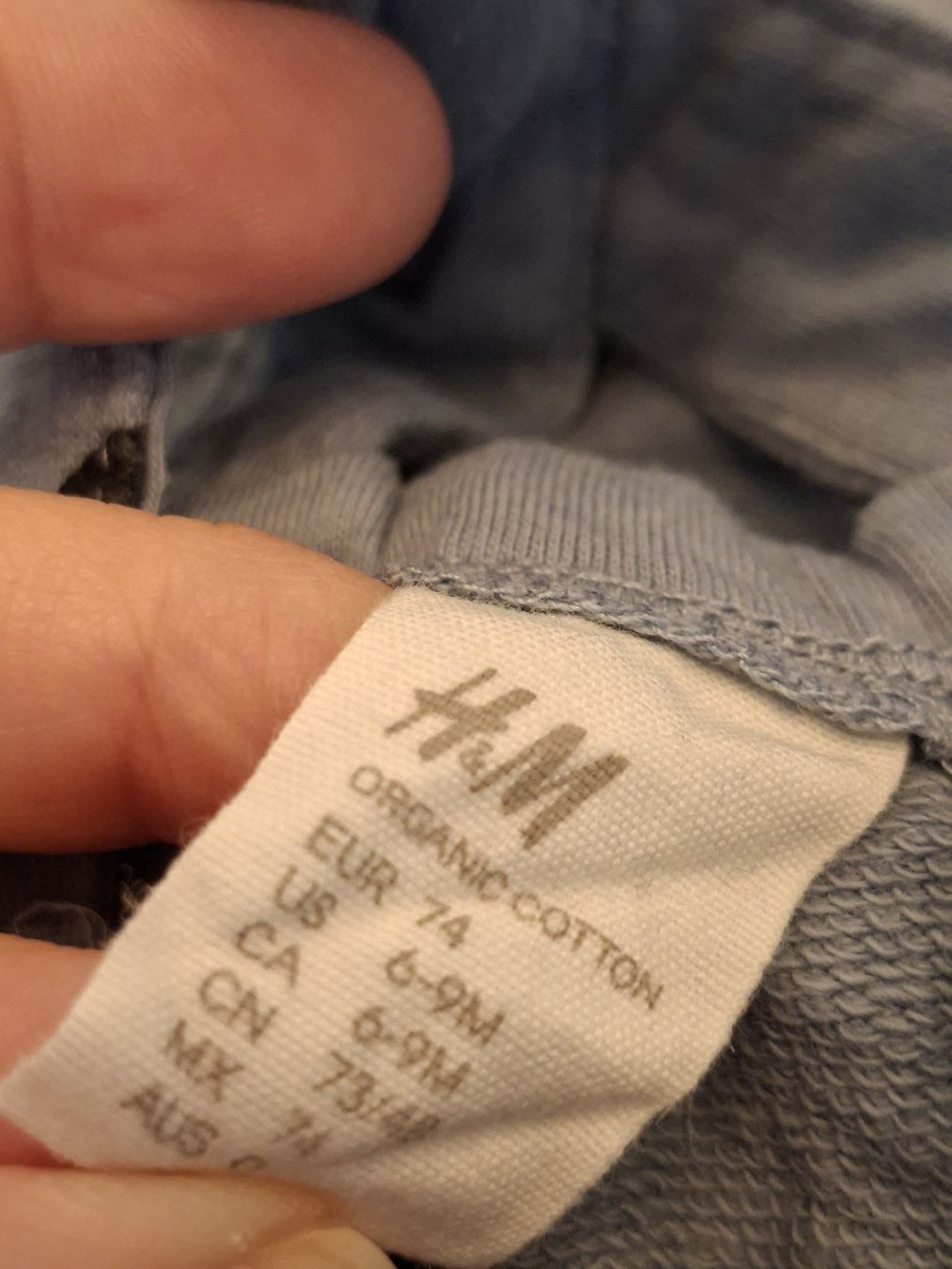 Lotti & Set di vestiti: Baby Strampler Grösse 74 (2Stk.) – Usato da Winterthur venduto da Ausmisten2026 2